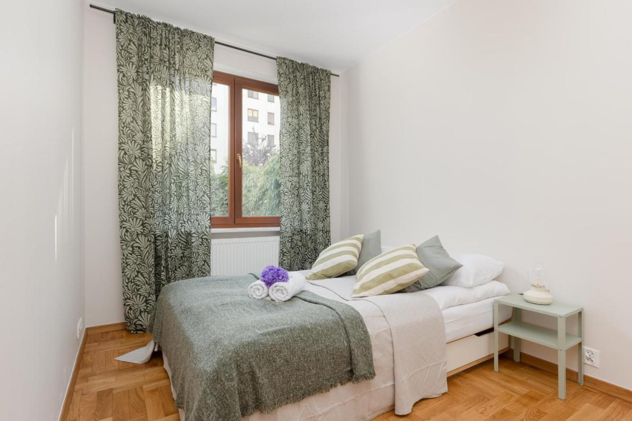 Warsaw Bobrowiecka Apartment By Noclegi Renters Varsóvia Exterior foto